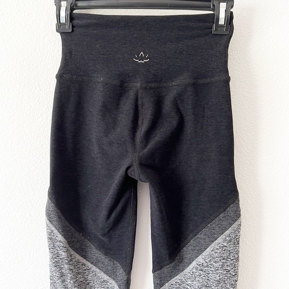 Beyond Yoga Legging - Picture 5 of 14